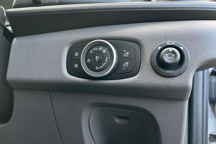 Used Ford TRANSIT WR22VCX 32