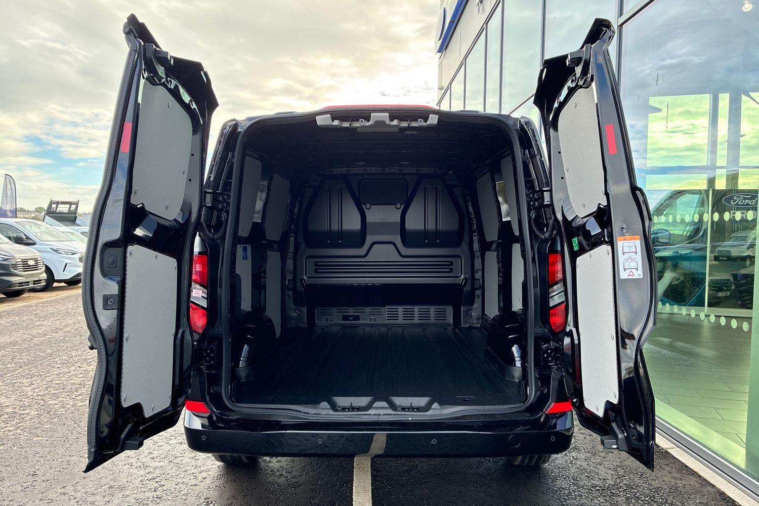 Ford TRANSIT CUSTOM Photo 5