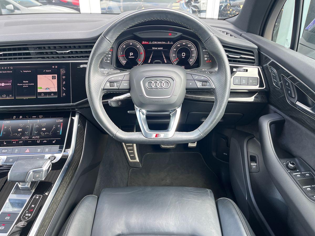 Audi Q7 Photo autoimg-730e671926bc1ffd2eec1b93c2828fe01850c535.jpg