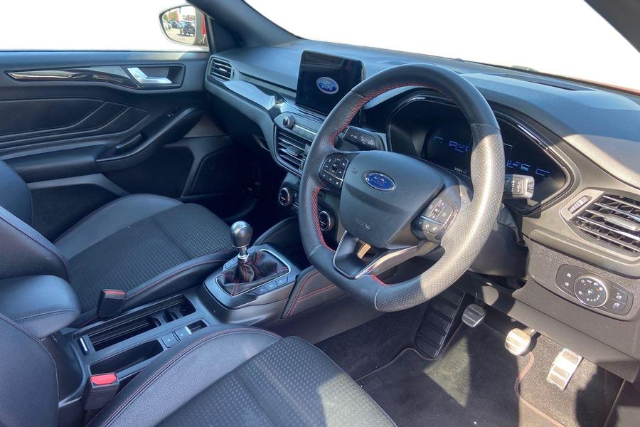 Ford FOCUS Photo autoimg-730e842535ee312b0e8d294e728c92234aa58bed.jpg
