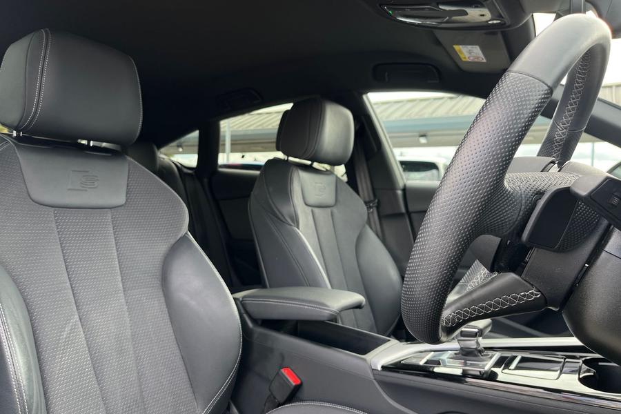 Audi A5 Photo autoimg-730f0ff77557fdd7f4f16b4de282a55d7495160b.jpg