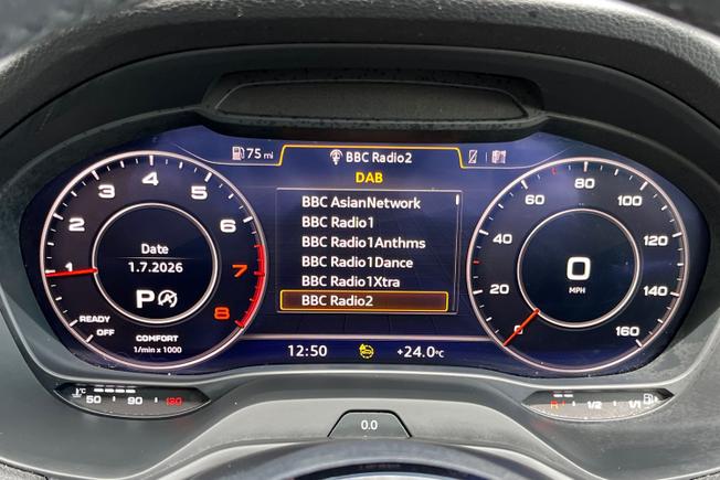 AUDI Q2 Photo 15