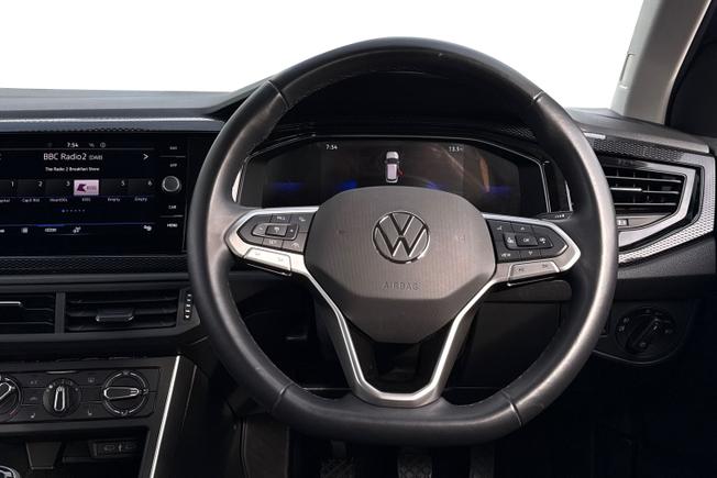 VOLKSWAGEN Taigo Photo 11