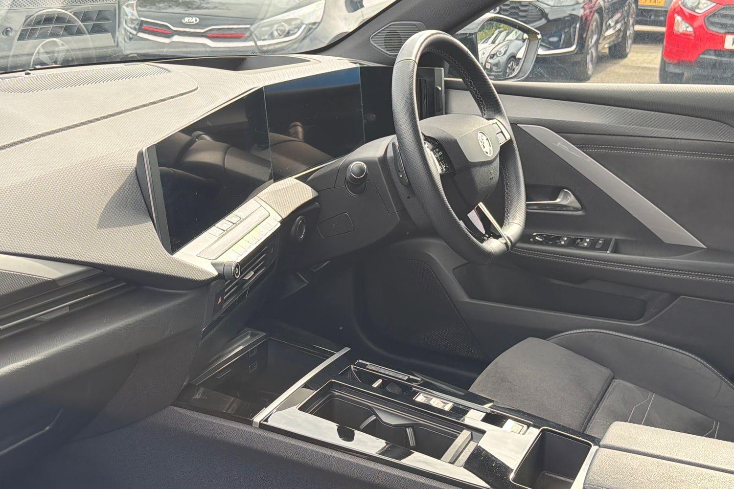 Vauxhall ASTRA Photo 17
