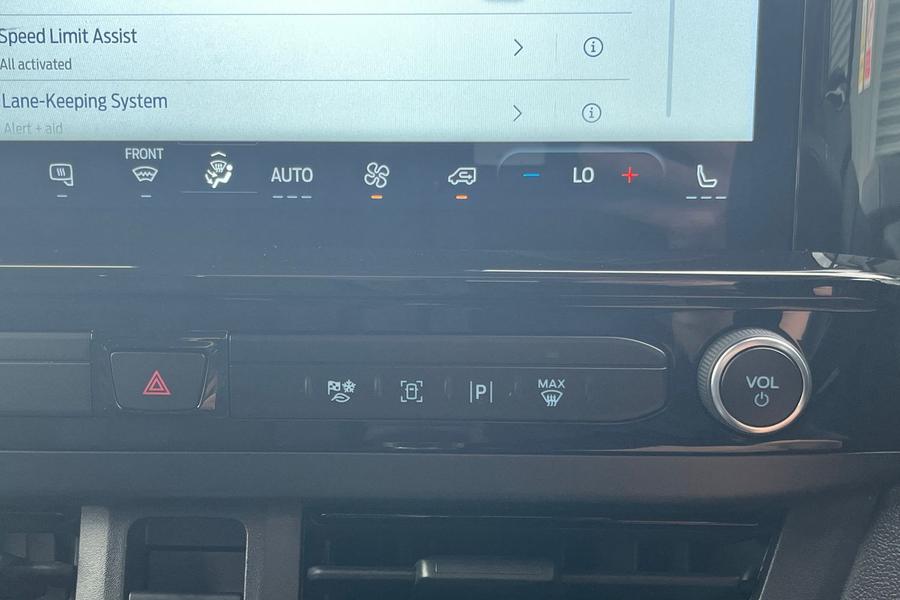 Ford TRANSIT CUSTOM Photo autoimg-7315477f7e063d060d9f08cc8fb96c7f8cb80c7c.jpg