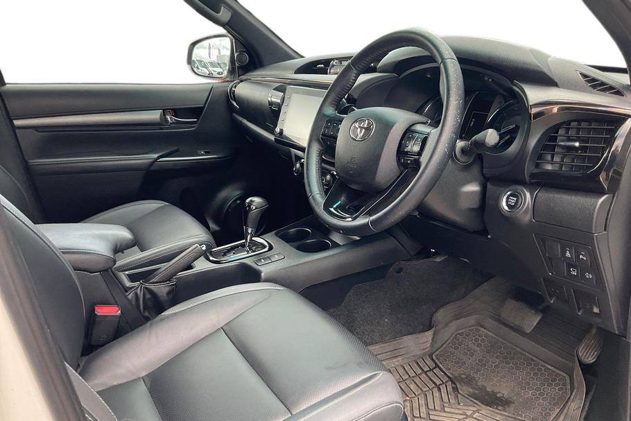Used Toyota HILUX LS23OLX 14