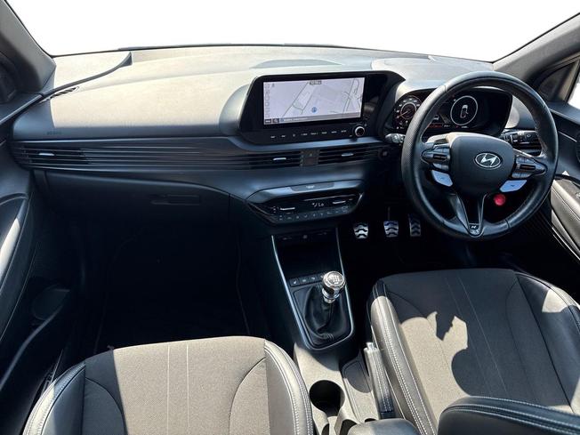 HYUNDAI i20 Photo 6