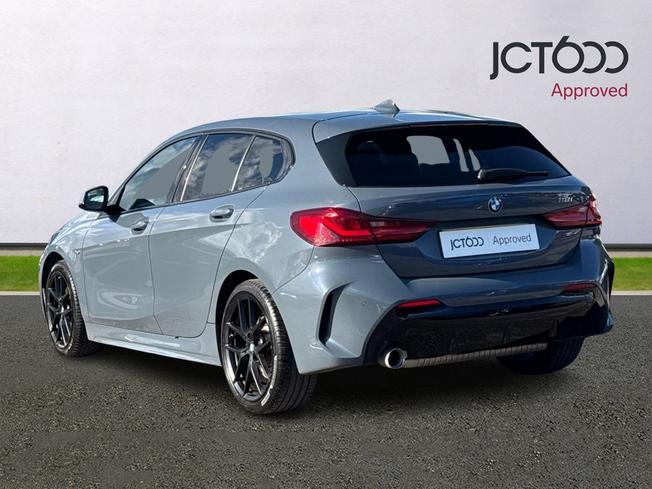 BMW 1 SERIES Photo 3