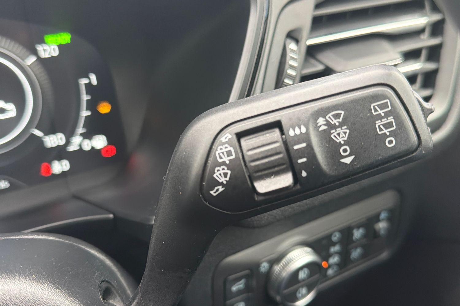 Ford KUGA Photo 14
