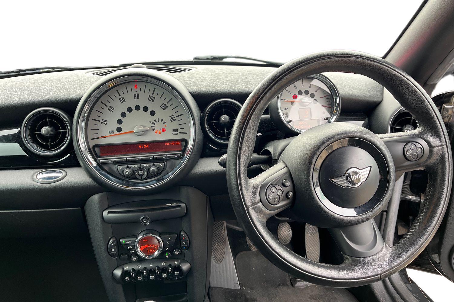 MINI COUPE Photo 9