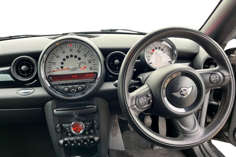 MINI COUPE Photo autoimg-732bc007365bc1c115274b09ccefcb91df518b98.jpg