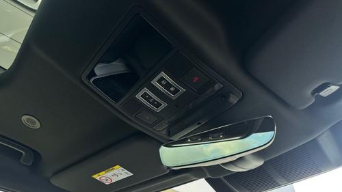 Land Rover Defender Photo autoimg-732c2f8c8a16c26a838f70520354af35a43603b6.jpg