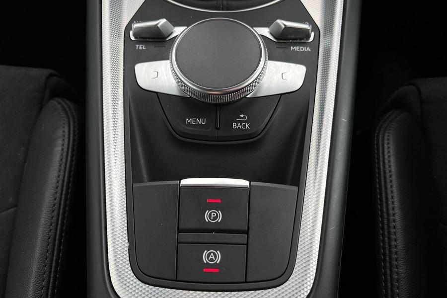 Audi TT Photo autoimg-732d29d850743de7a6174adbdca210bc1cce9fff.jpg