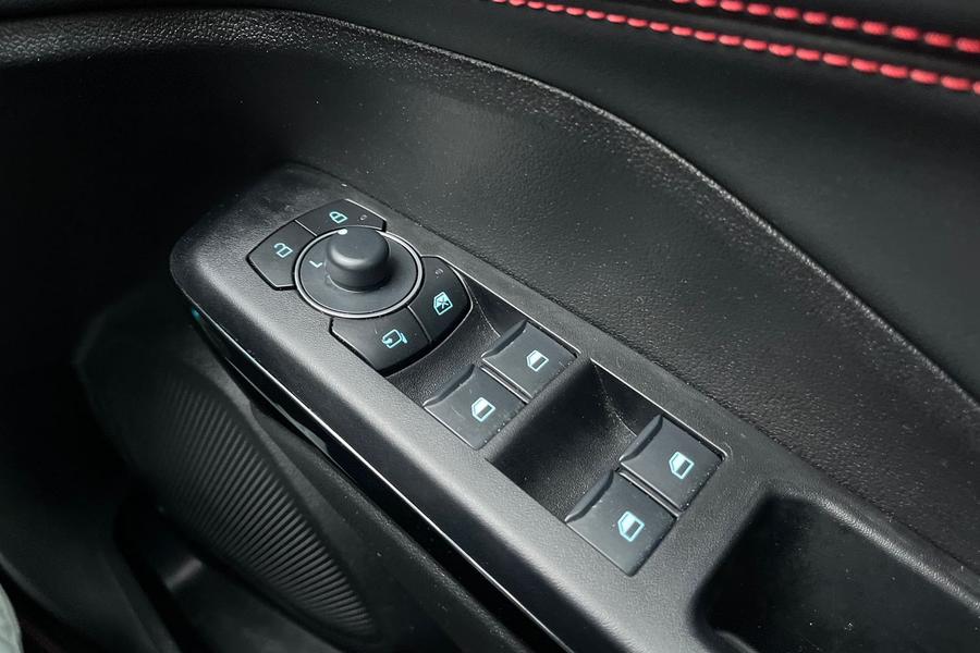 Ford PUMA Photo autoimg-7332979a7fb355b5bb76a4a0304615cce3cb0489.jpg