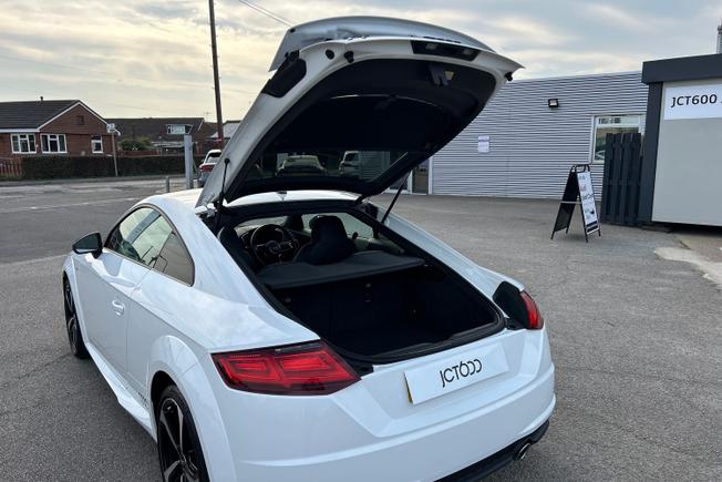 AUDI TT Photo 35