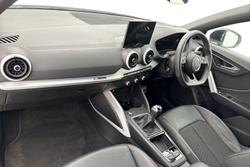 Audi Q2 Photo 2