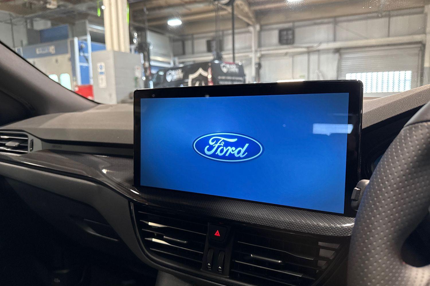 Ford FOCUS Photo 33