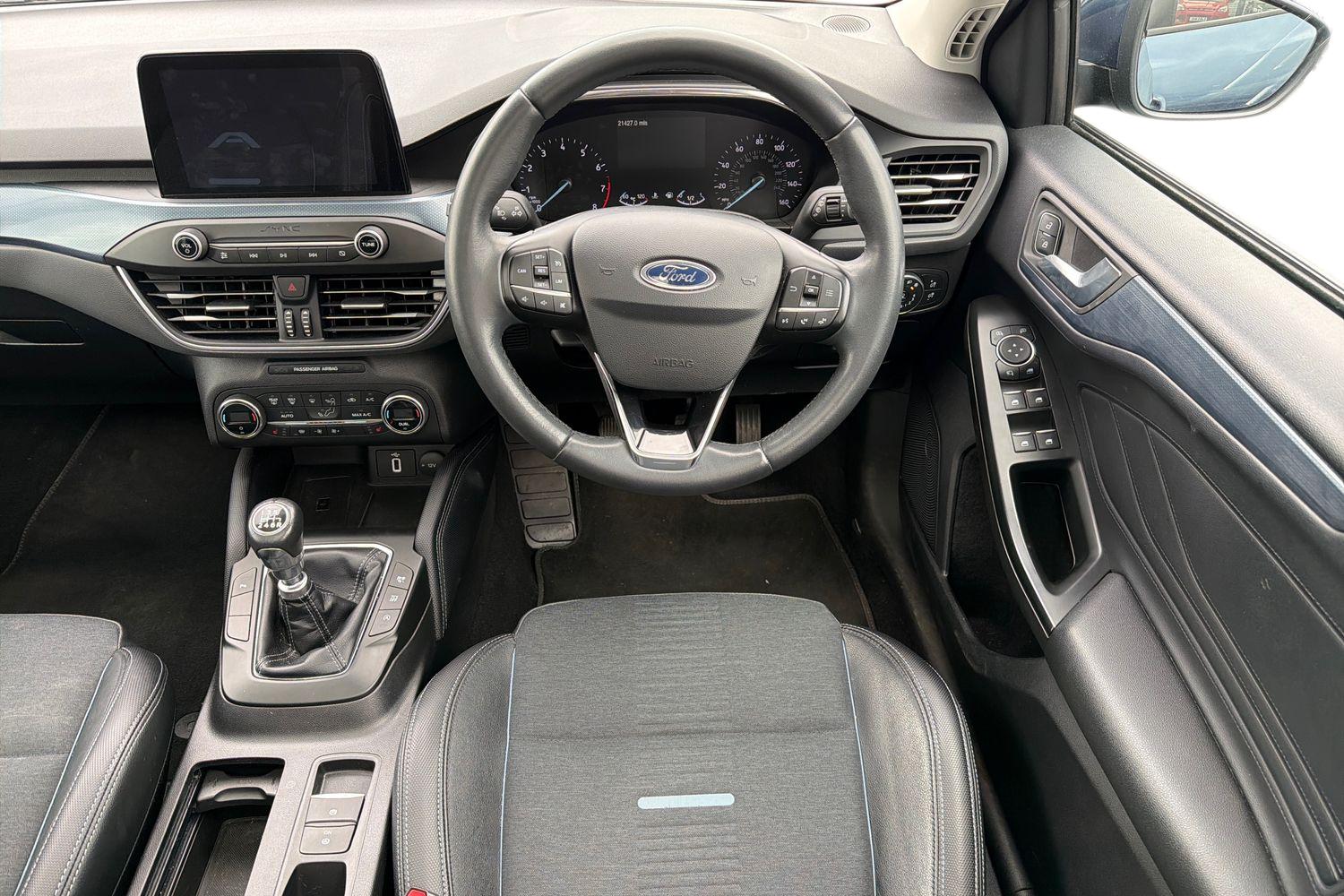 Ford FOCUS Photo 10