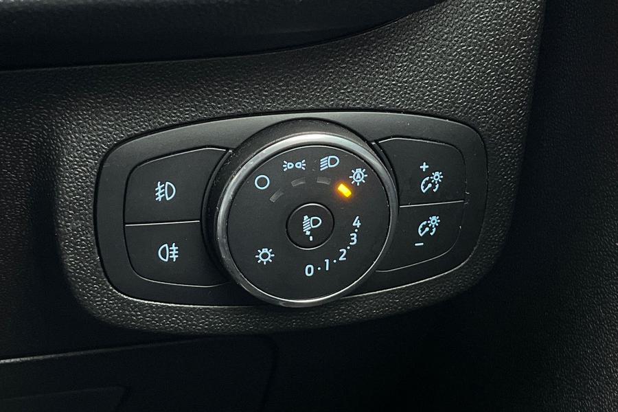 Ford Fiesta Photo autoimg-733bb6ccda01cc900f9c99cb6b1e52f43cad1c35.jpg