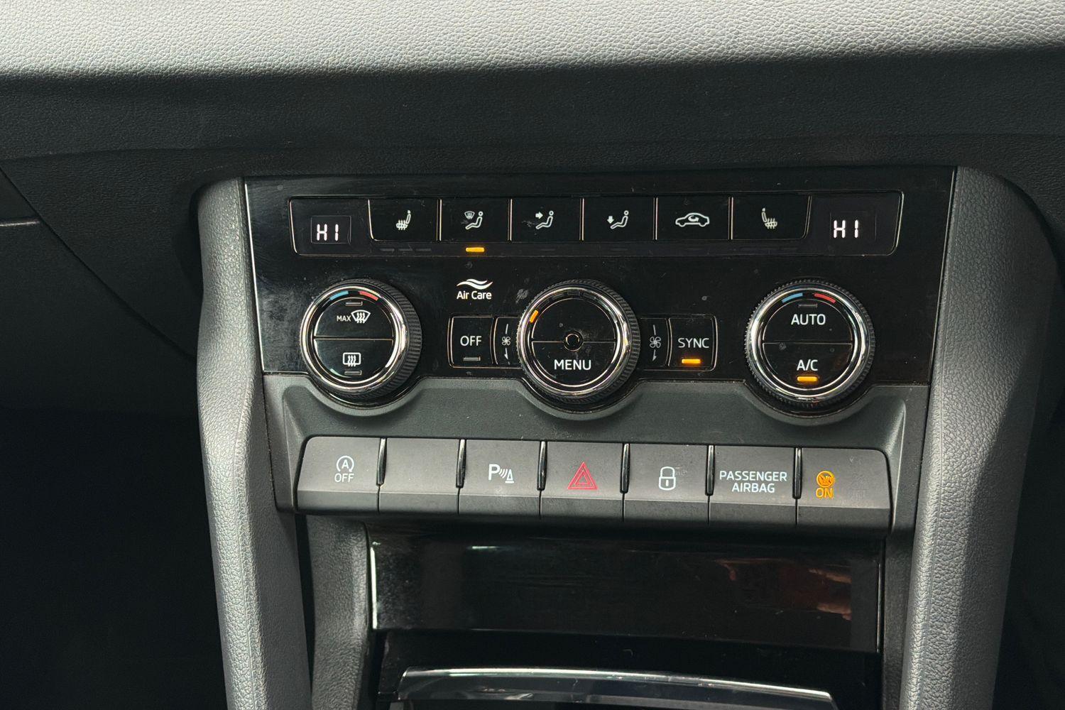 Skoda KAROQ Photo 33