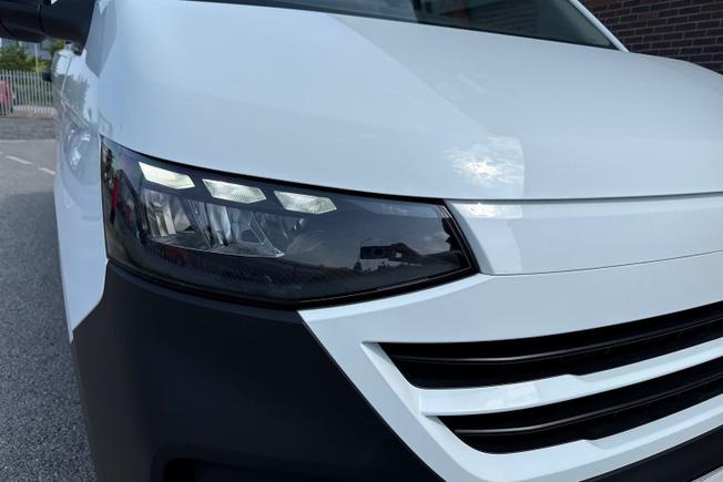 VOLKSWAGEN Transporter Photo 19