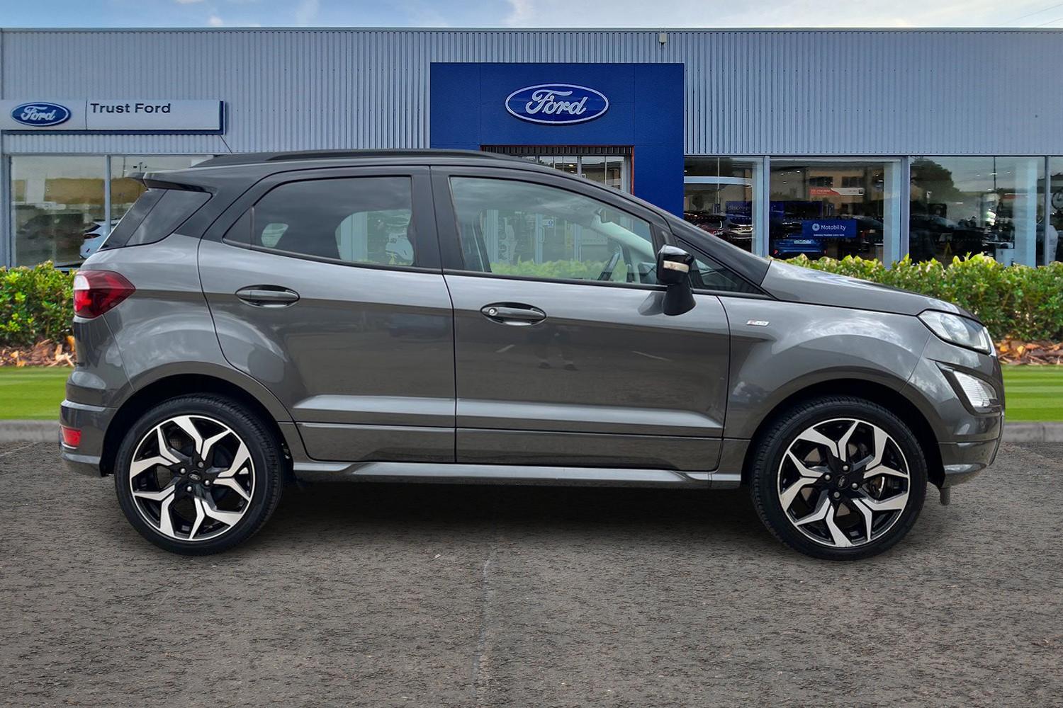 Ford EcoSport Photo 2