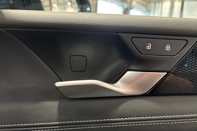 VOLKSWAGEN Tiguan Photo 26
