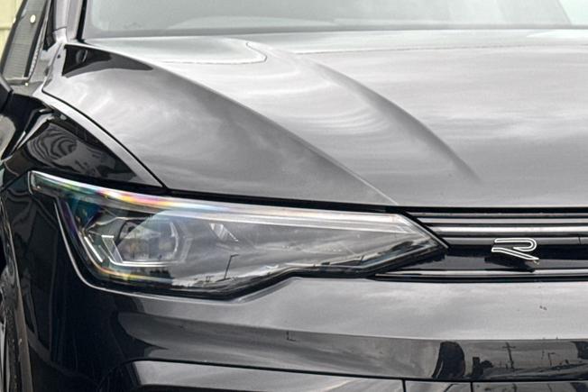 Volkswagen Golf Photo 19