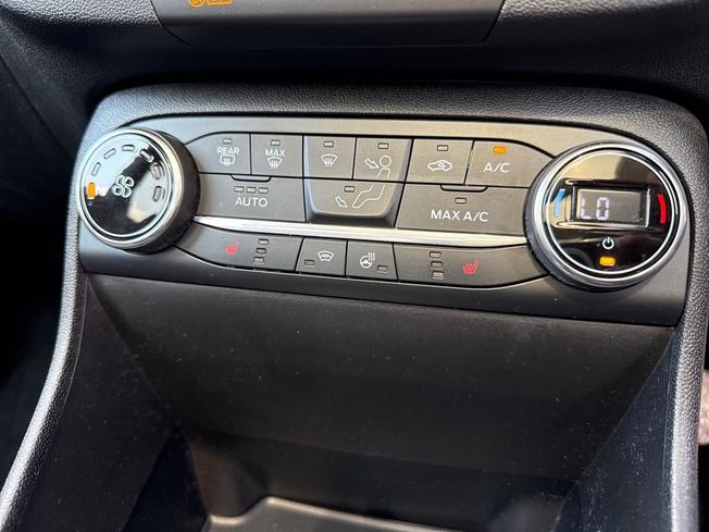 Ford Fiesta Photo 37