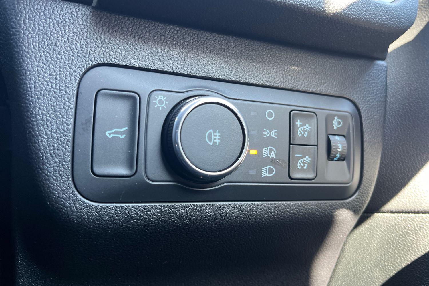 Ford KUGA Photo 29