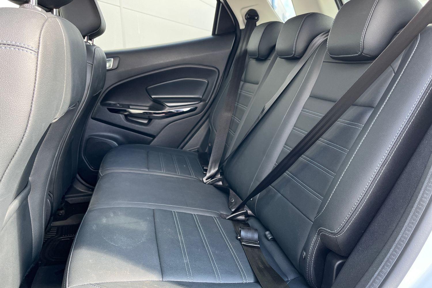 Ford ECOSPORT Photo 19