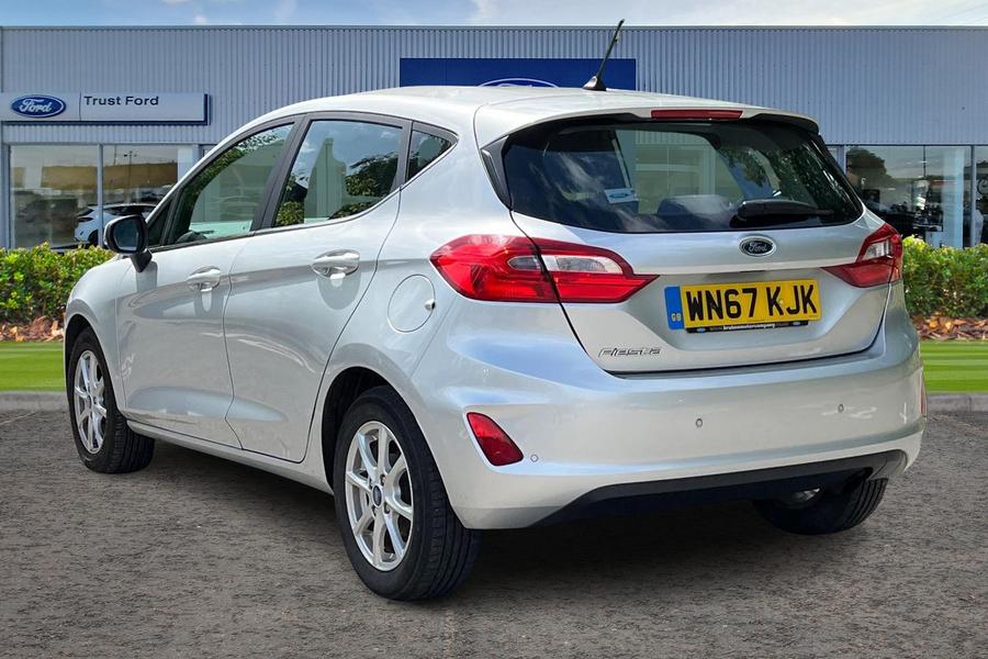 Ford Fiesta Photo autoimg-734950b99547139735a3471576fdcc3f82b998e6.jpg