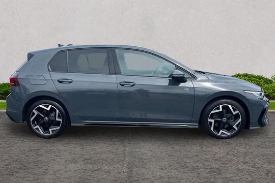 Volkswagen Golf Photo autoimg-734b38cc123c9dc7f52e196769ed9ca434213cb9.jpg