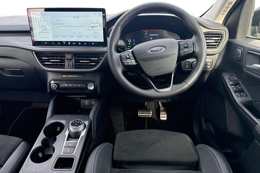 Ford KUGA Photo autoimg-734e5fc7cef2697eea71af99525c8a4a115ecb3a.jpg