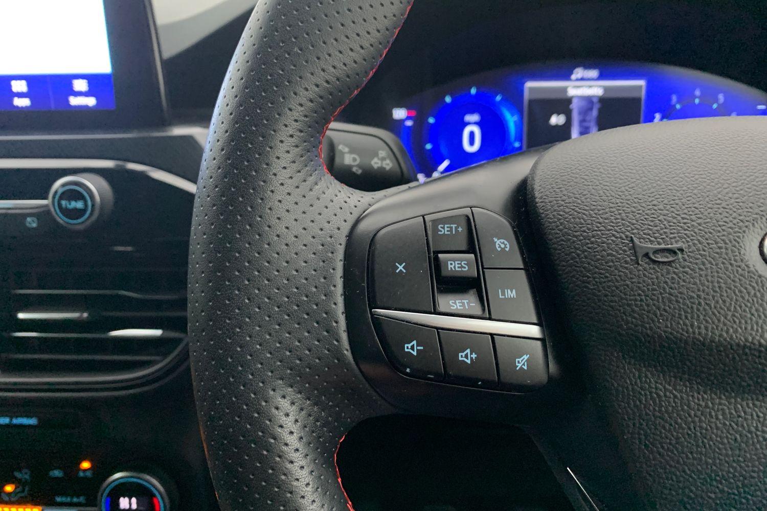 2021 Ford Kuga 1.5T EcoBoost 150PS ST-Line Edition in Chrome Blue with only 17K - vehicle photo 17 for sale on PureCar