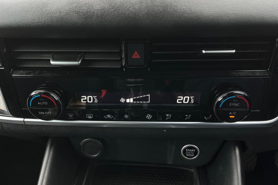 Nissan QASHQAI Photo autoimg-7351c9e9365fae172486a79ea42eb3ac1f23ac44.jpg