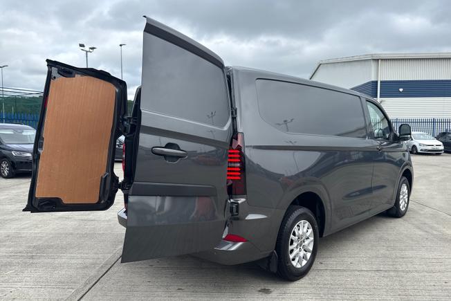 VOLKSWAGEN Transporter Photo 29