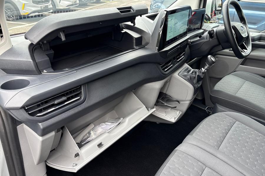 Ford TRANSIT CUSTOM Photo autoimg-7353a2dbdb919b20d2249c4f4107167a64b98d14.jpg