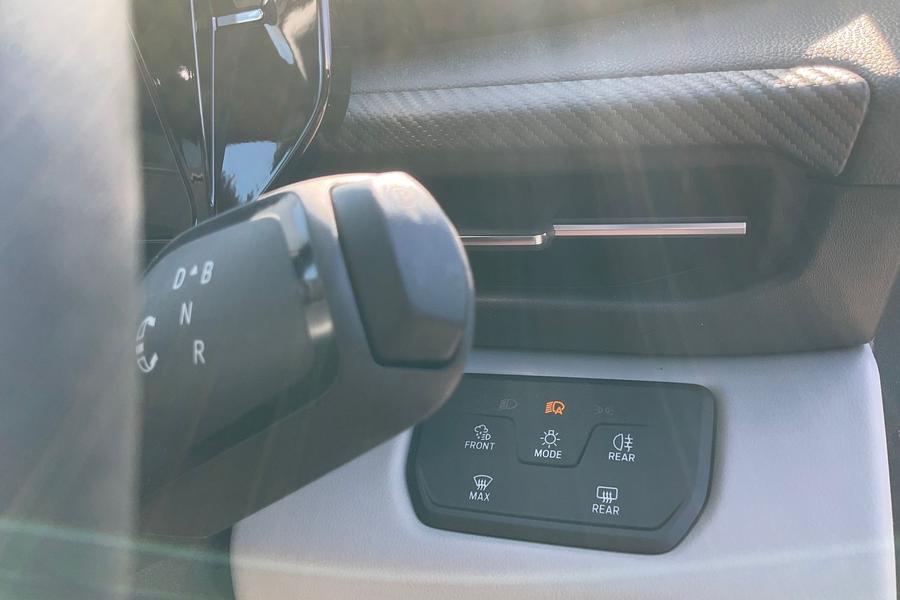 Ford Explorer Photo autoimg-7353f92f0a486016008638535f23a1aec2df7d2c.jpg