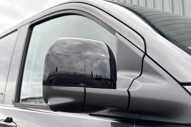 VOLKSWAGEN  Transporter Photo 20