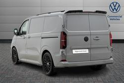 VOLKSWAGEN Transporter Photo 3