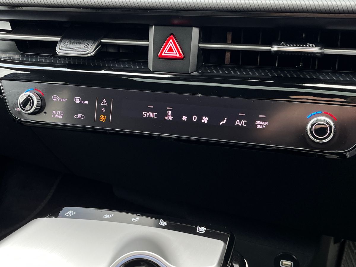 Kia EV6 Photo 37