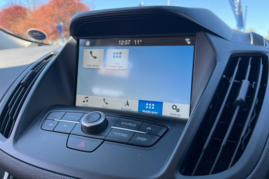 Ford KUGA Photo autoimg-735dcaedab89e709e97720291a06938d8d83e116.jpg
