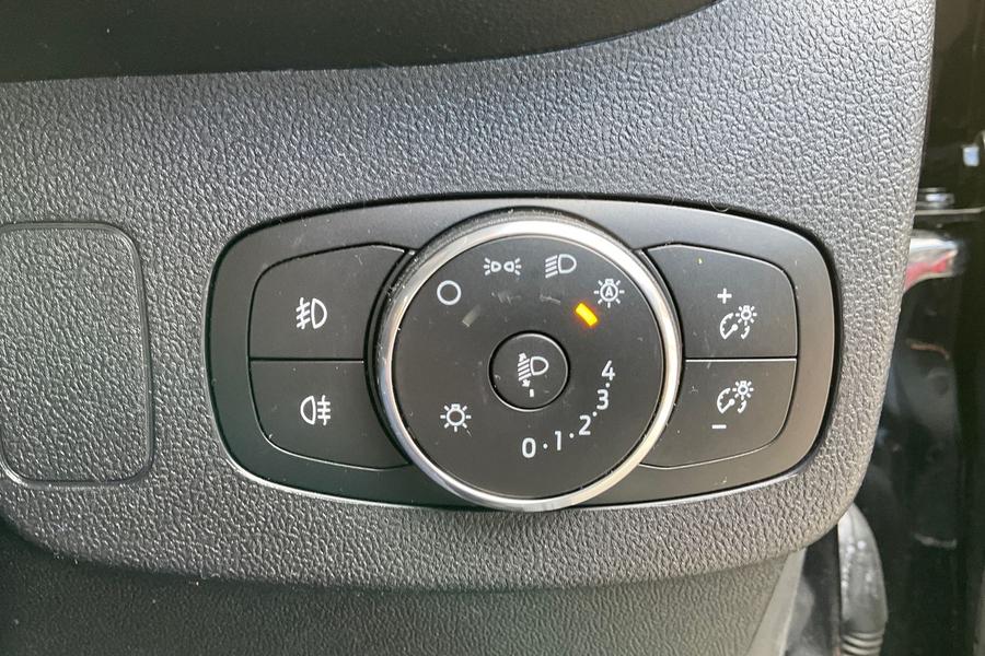 Ford PUMA Photo autoimg-735fdfe075e40320ce4a56c37b872a6d6abb62ad.jpg