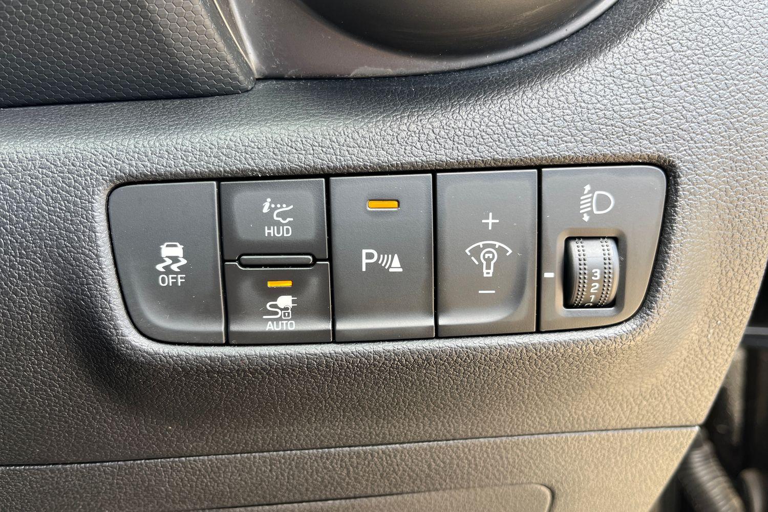 Hyundai KONA Photo 26