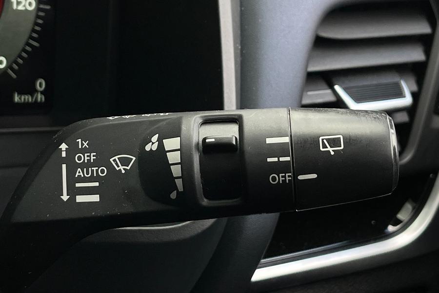 Nissan Qashqai Photo autoimg-736463df087165973ba0dd0ad38ba6daede4a76b.jpg
