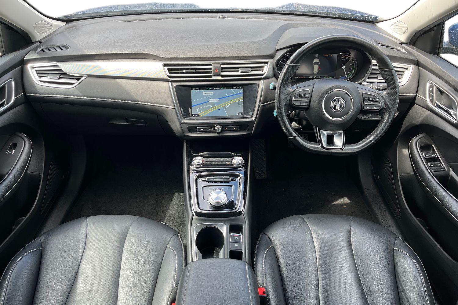 MG MG5 Photo 9
