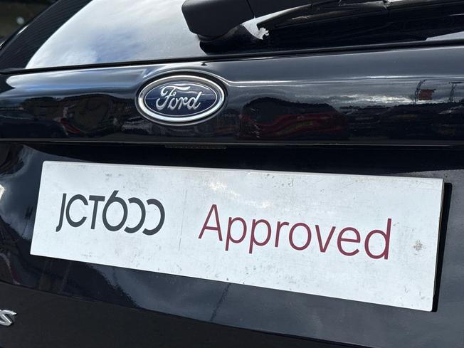 FORD Focus Photo 31