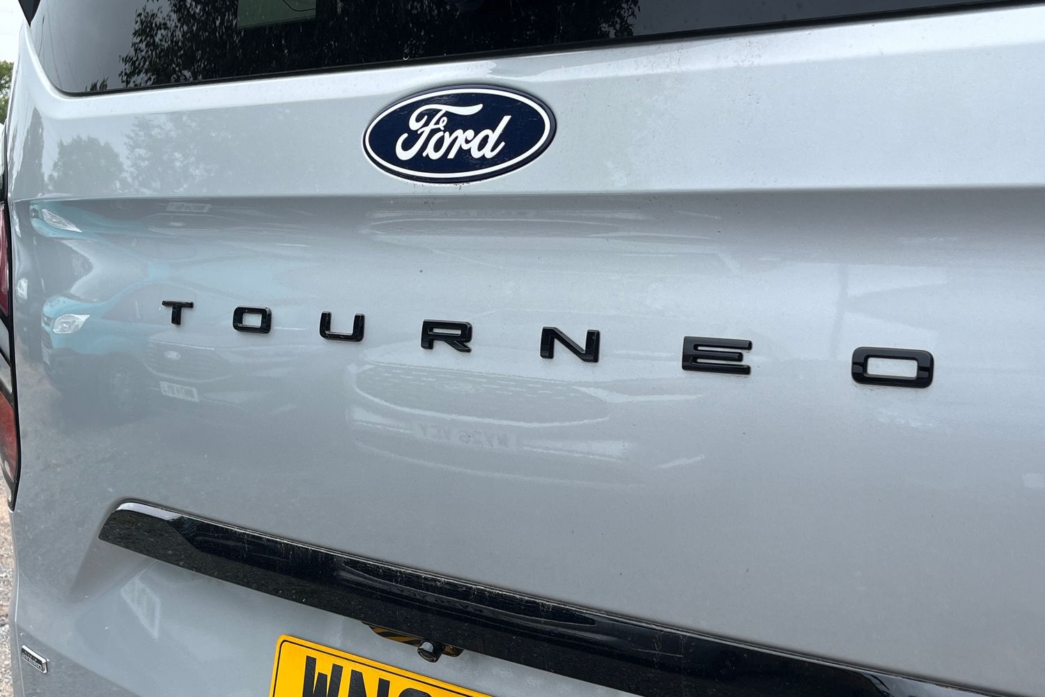 Ford TOURNEO CUSTOM Photo 19