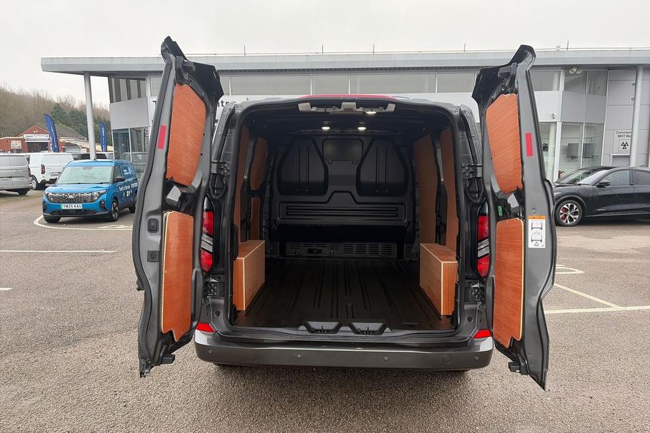 Used Ford TRANSIT CUSTOM 7